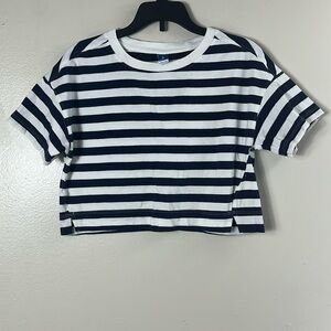 Old Navy crop top blue/white stripe women’s size M